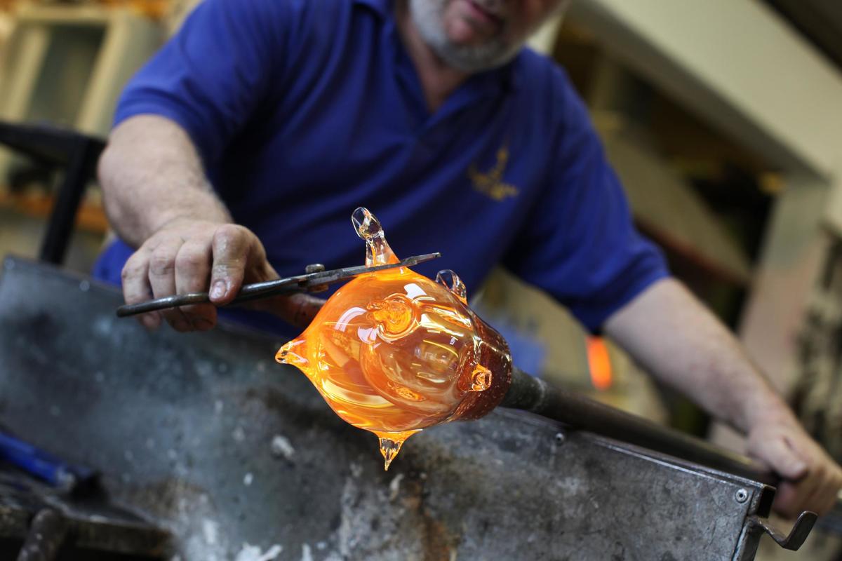 Glassmaking Experience Langham Glass Lets Go Out