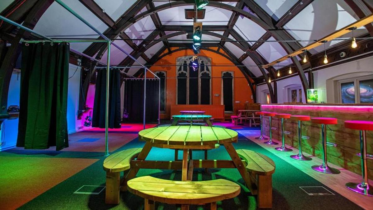 Virtual Reality Tension Twisted Realities Lets Go Out