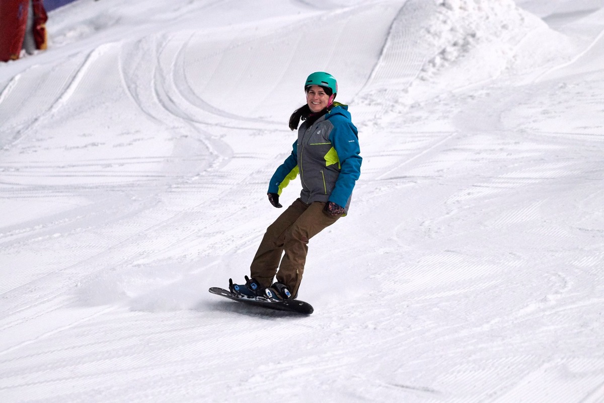 Snowboarding The Snow Centre Lets Go Out
