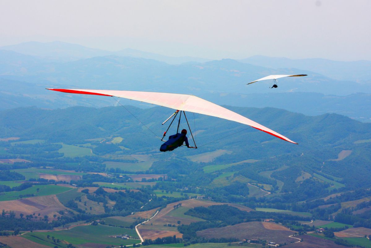 Hang Gliding Green Dragons Lets Go Out
